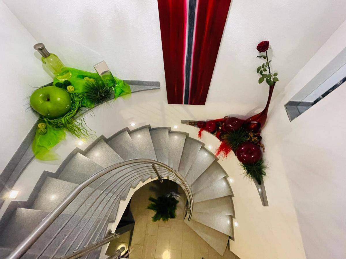 Limes Apartment -Uebernachten Am Limes- Rainau Dış mekan fotoğraf