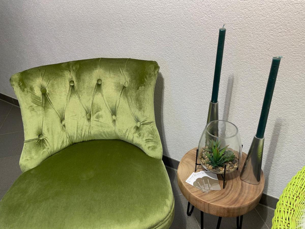 Limes Apartment -Uebernachten Am Limes- Rainau Dış mekan fotoğraf